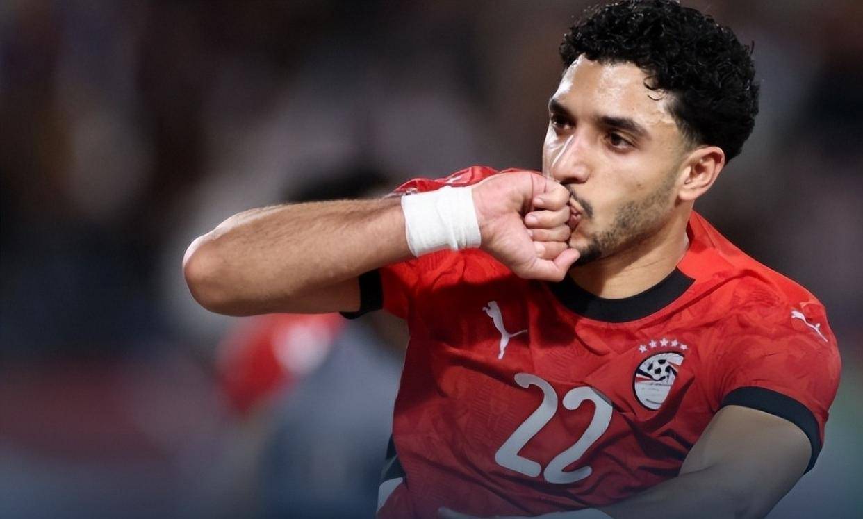 爱游戏体育- 黑袍纠察队劲爆场面 